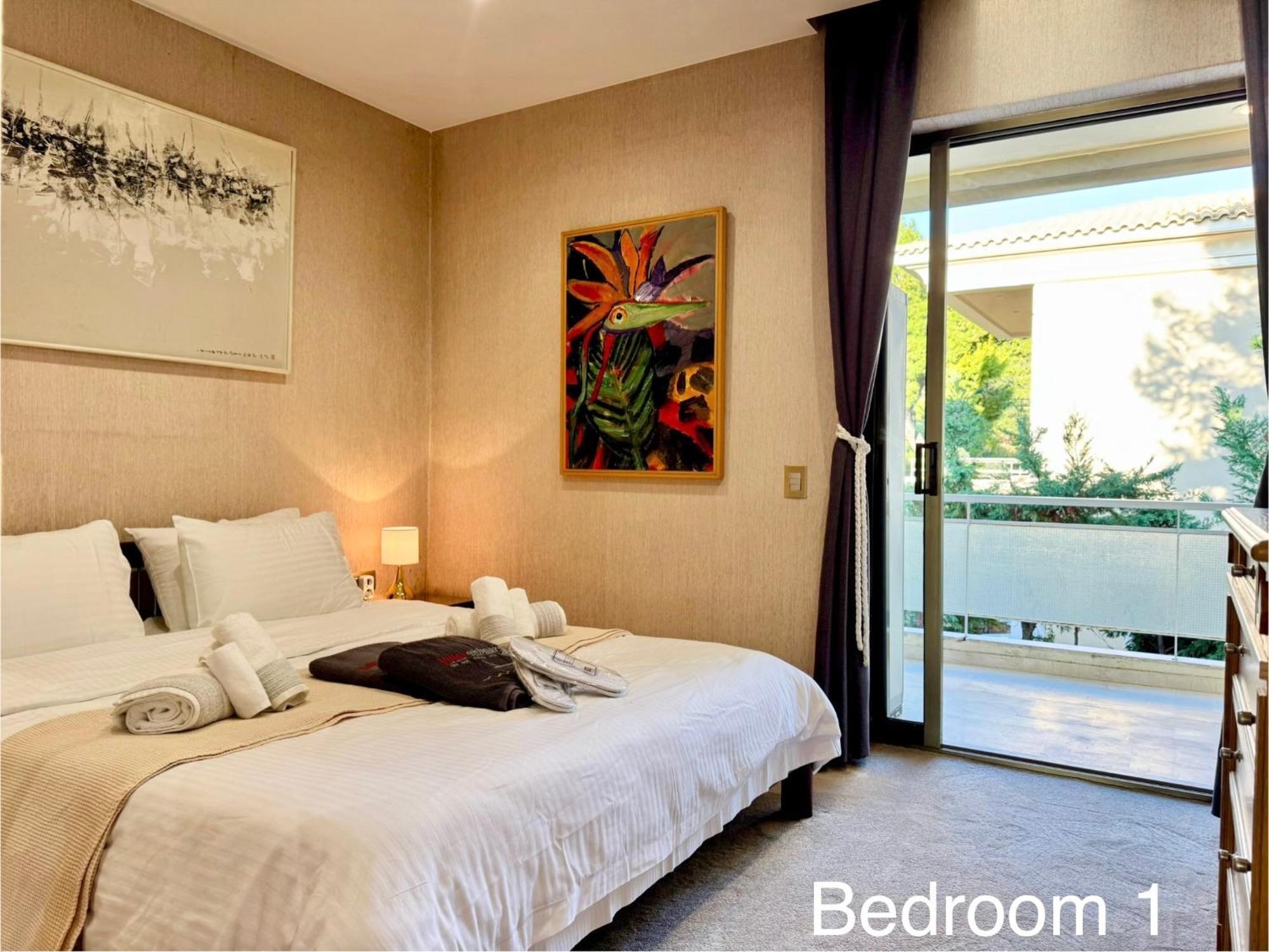 Апартаменты Villasonboard Vouliagmeni Penthouse Veranda Sea-view &