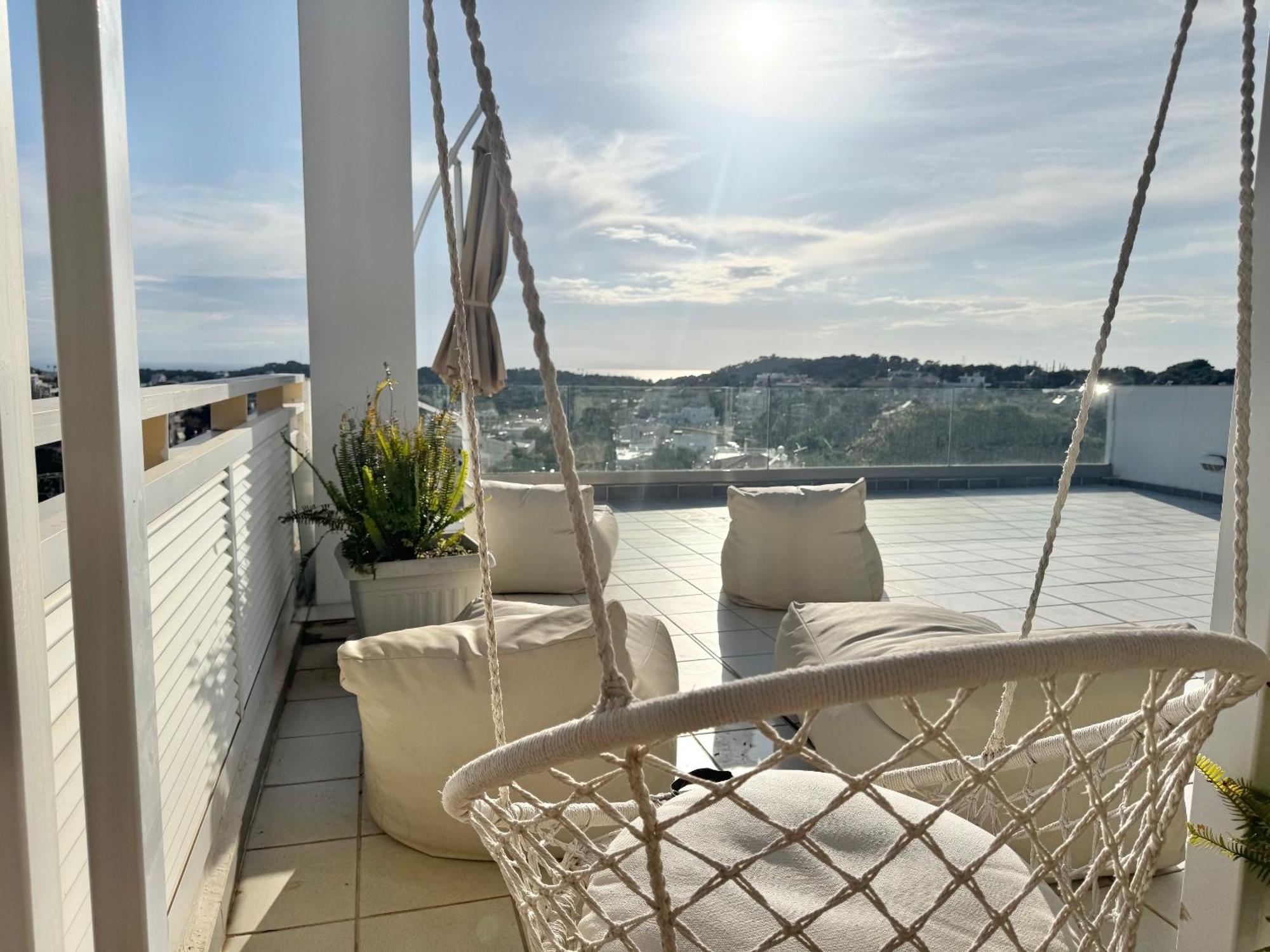 Апартаменты Villasonboard Vouliagmeni Penthouse Veranda Sea-view & Афины